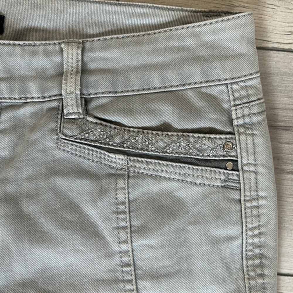 WHBM slim ankle jeans in gray size 4 - Picture 7 of 14